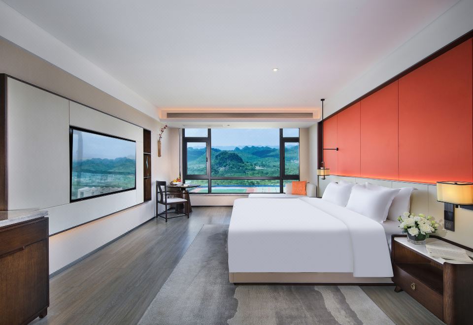 朝曦羣山·大床房（浴缸泡澡+舒达床垫+品茗远眺羣山）