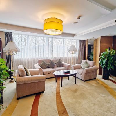明珠套房|【雅山觀景+親膚布草】 烏魯木齊南航明珠國際飯店優惠
