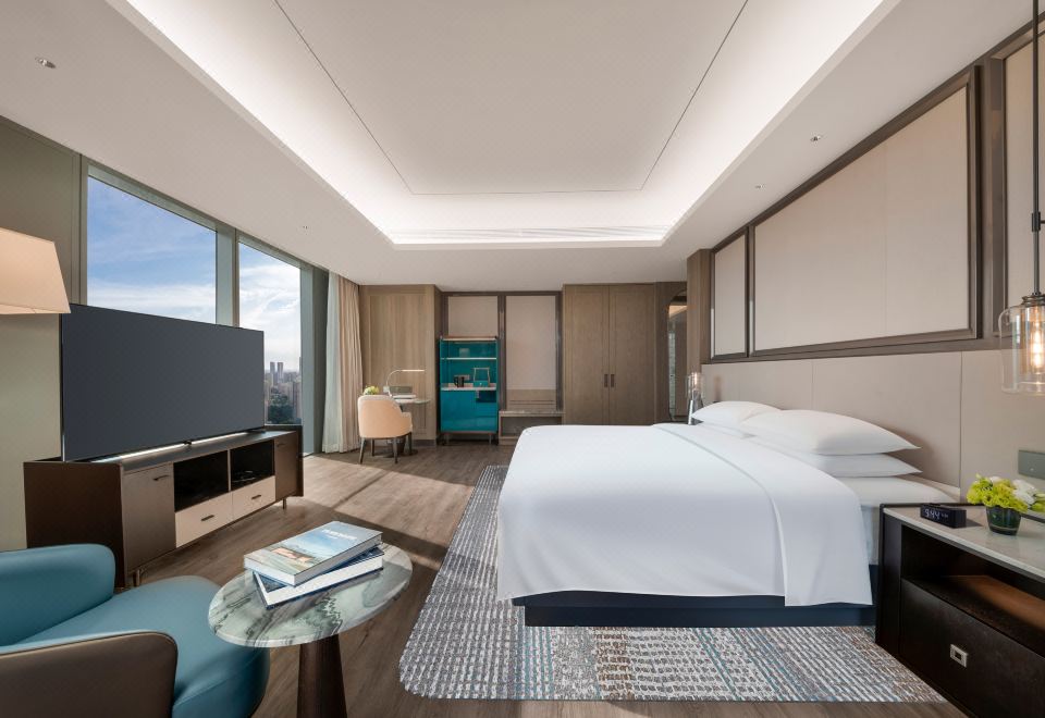 Crowne Plaza Hangzhou LinpingGuestroom - 2-Bedroom (Bathtub)