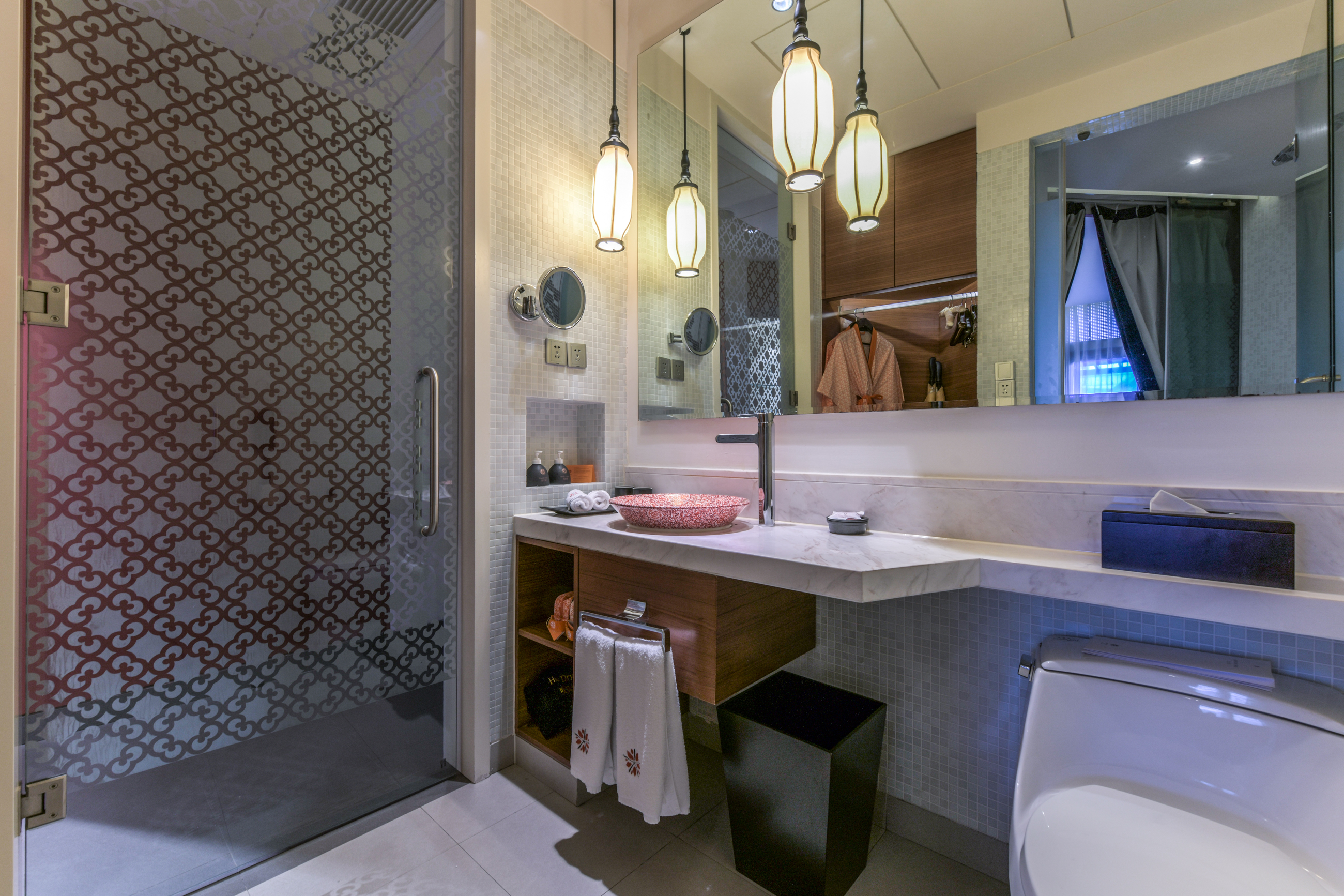 豪华园景大床房