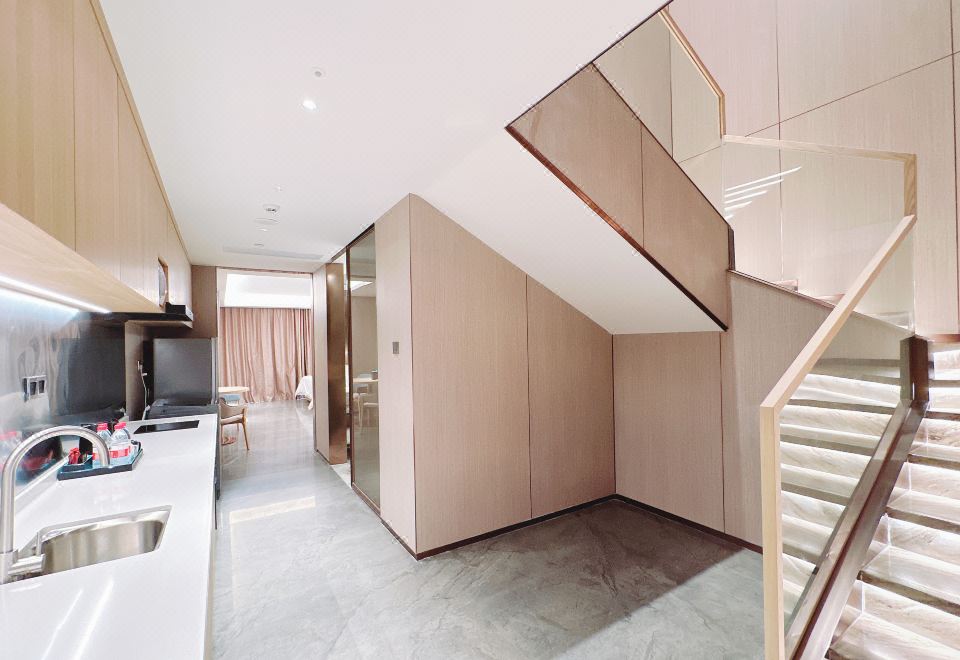 Vaperse Hainan Clear Water BayGarden View Family Loft Suite-King Bed