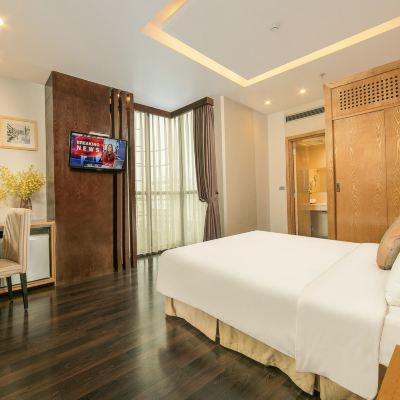 豪華房 1張大床 禁菸 園畔森萊飯店優惠