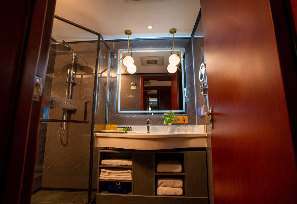 標準商務雙床房（加濕器+小冰箱）