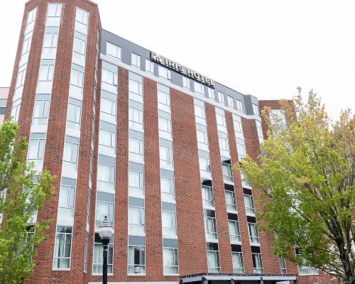 Iris Hotel Boston Hotels in Brookline