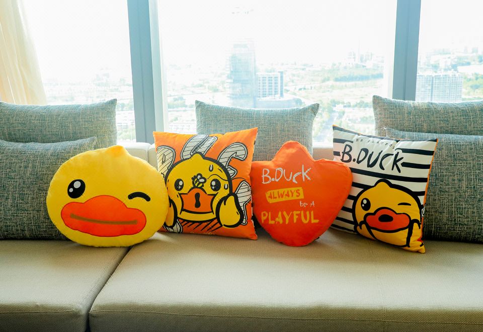 小黃鴨主題親子開放式套房