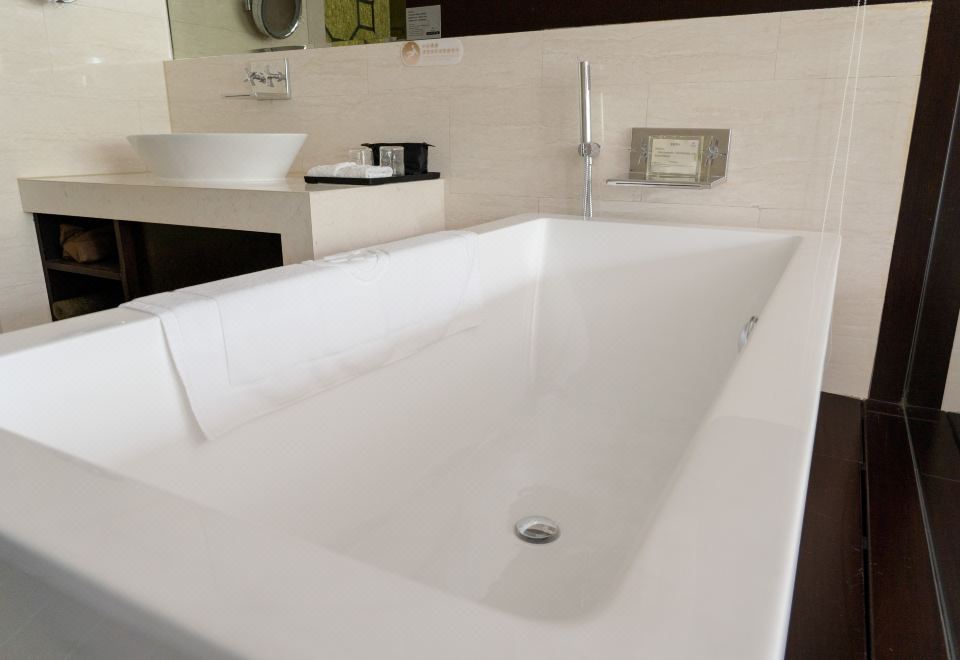 5號樓?園林波眠大床房