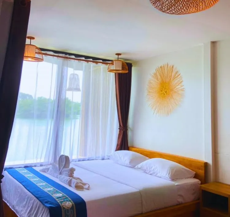 ห้องริมน้ำ 5 ชั้น 2