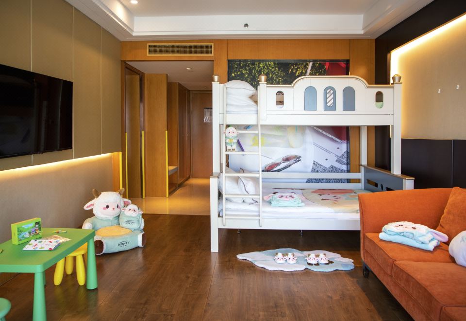 The Westin Hefei BaoheMia's Cloud Enigma Family Room