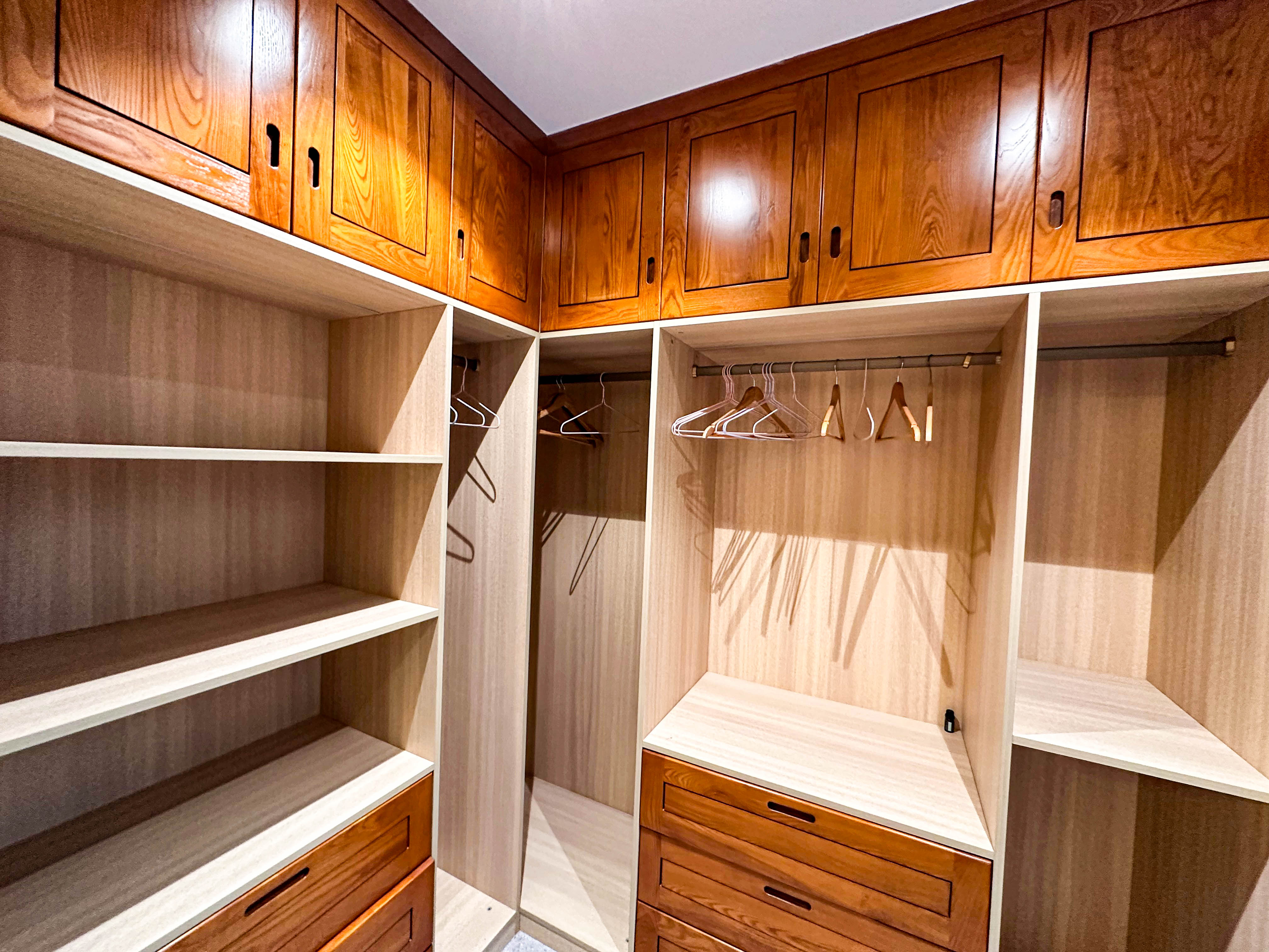 三房三衞·闲坐间·新中式商务大别墅