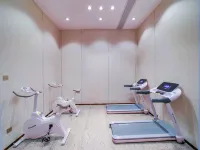 Hilton Art Hotel (Runfeng Plaza Store, Shangrao Wannian Pedestrian Street) Hotels in Wannian