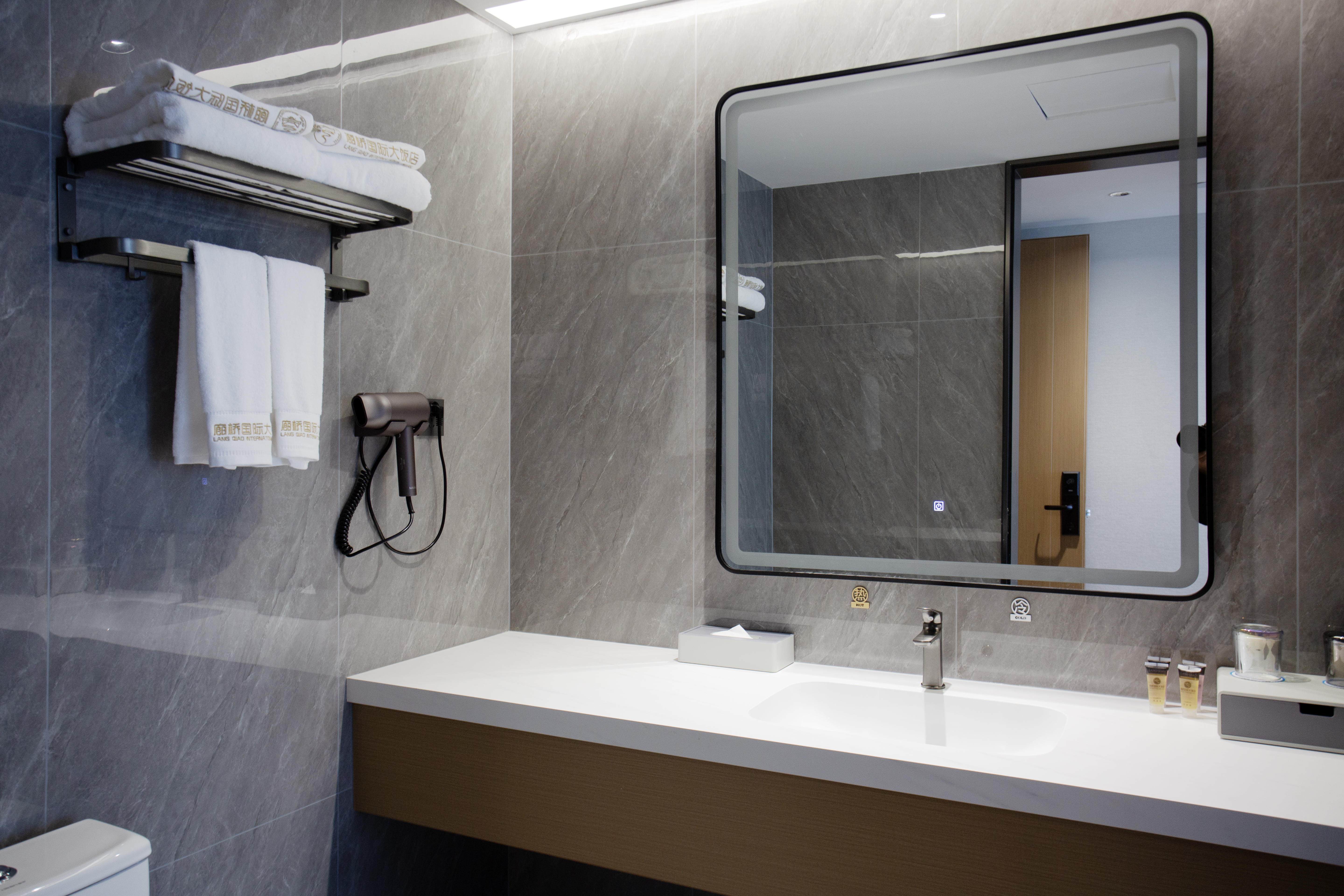 轻奢城景大床房（记忆枕+记忆床垫）