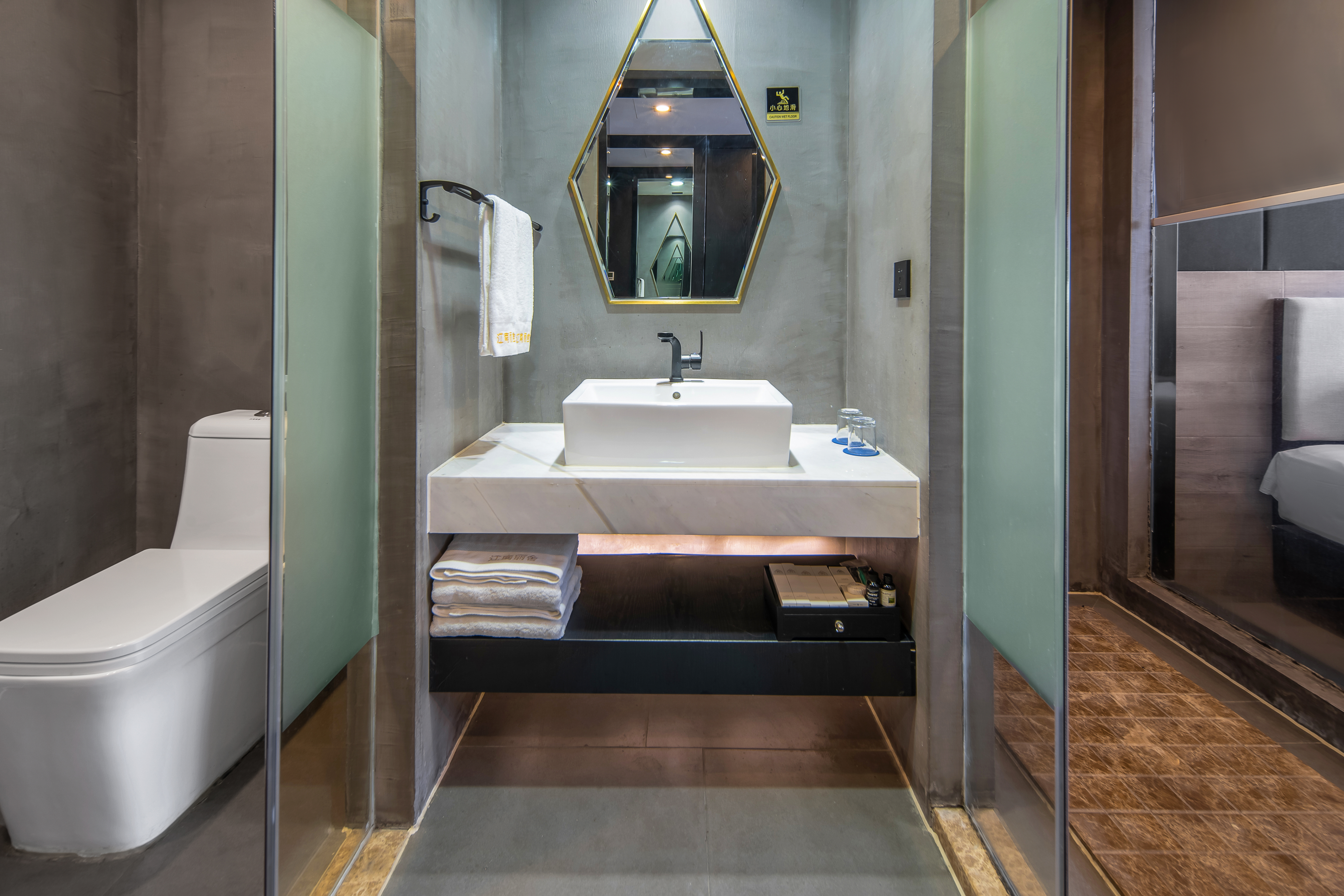 Deluxe Room (2 Beds)