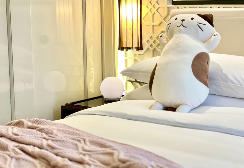 粉霧夢境大床房·金可兒床墊·云朵般睡眠