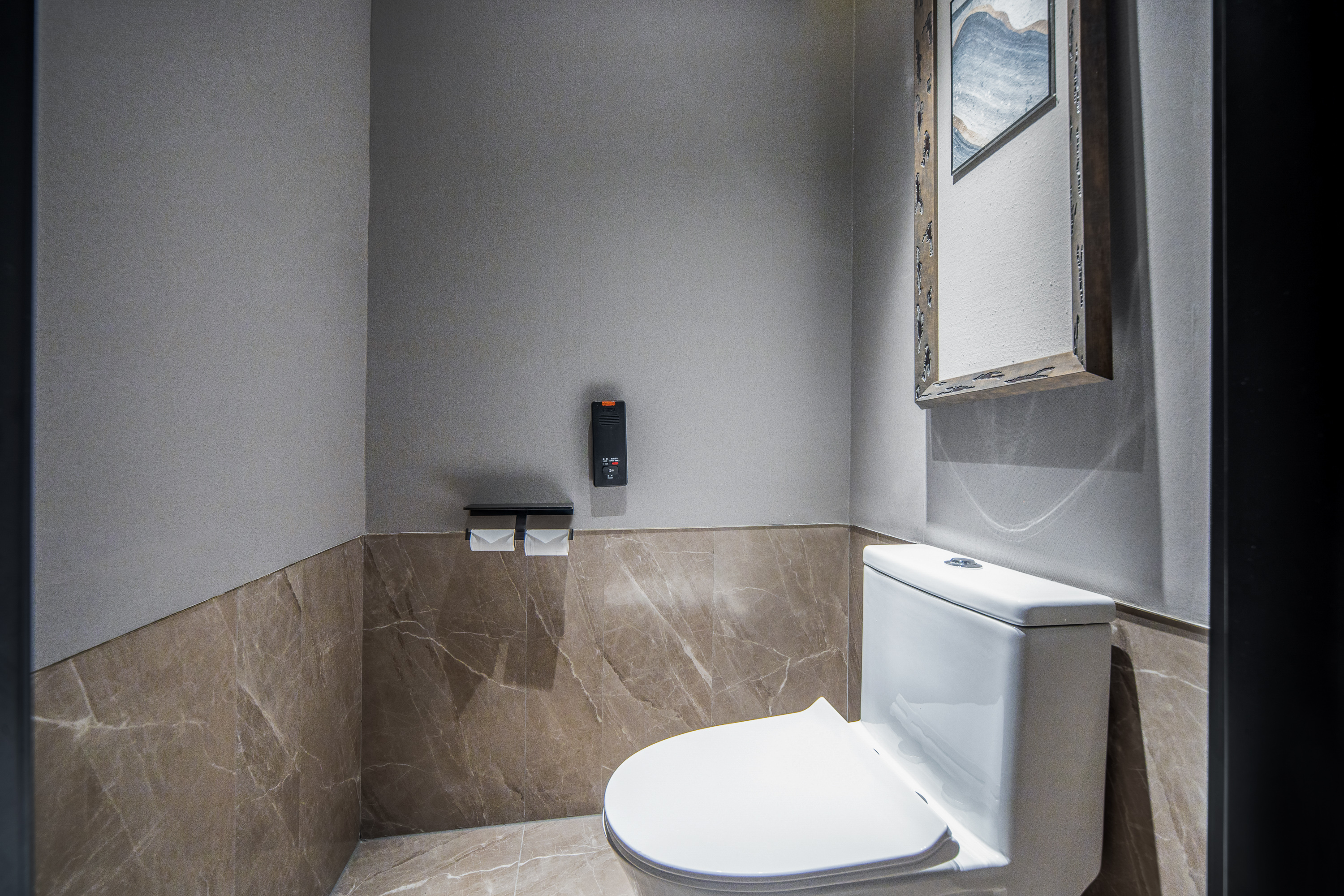 标准大床房（零圧床垫+手机投屏+温润加湿器）