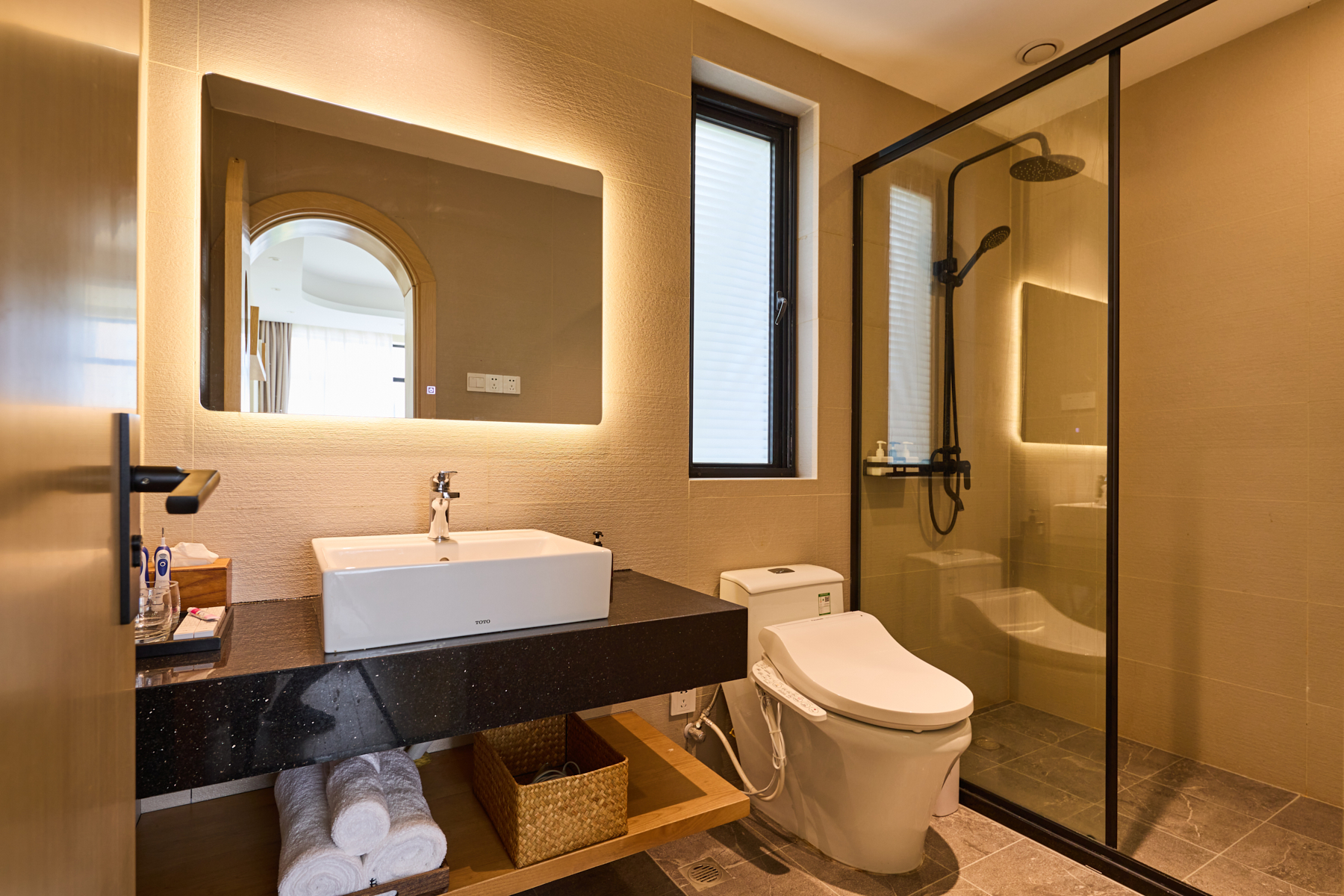 松茶地暖双床房（地中海风格+假山流水）