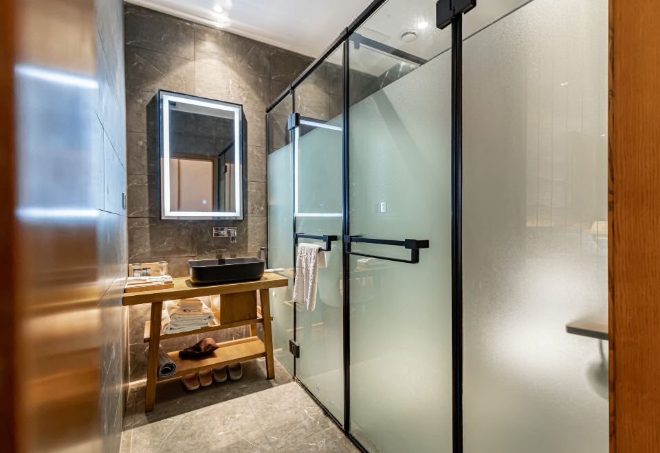 Xunyin Hot Spring HotelXingxiang Twin Room