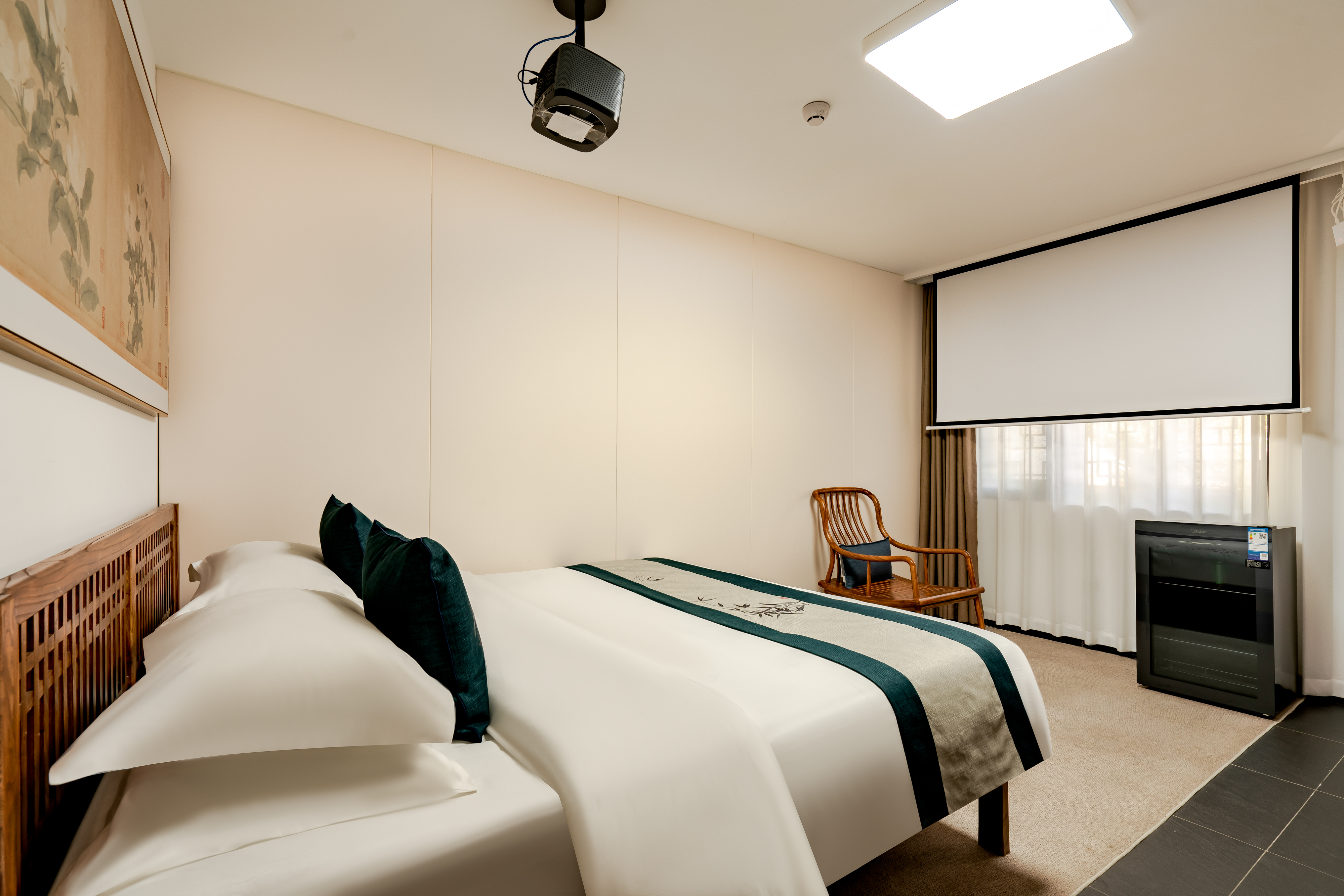 新雨·大床房（全屋暖气+巨幕投影+戴森吹风机）