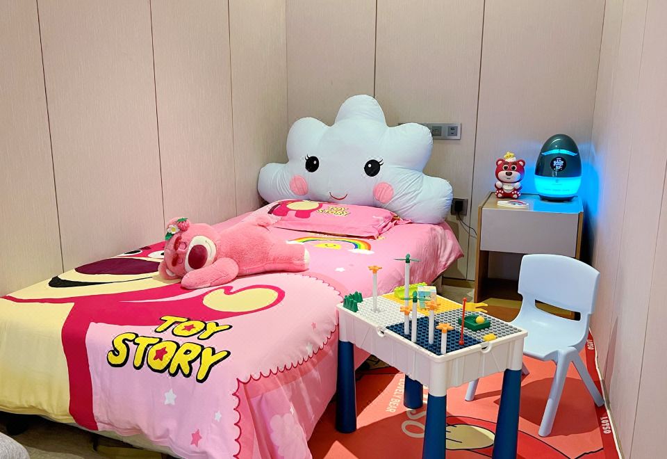 女孩主题大床房