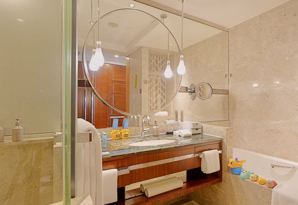 糖果飞屋豪华湖景双床房A（乐高墙丨俏皮鱼嘴）