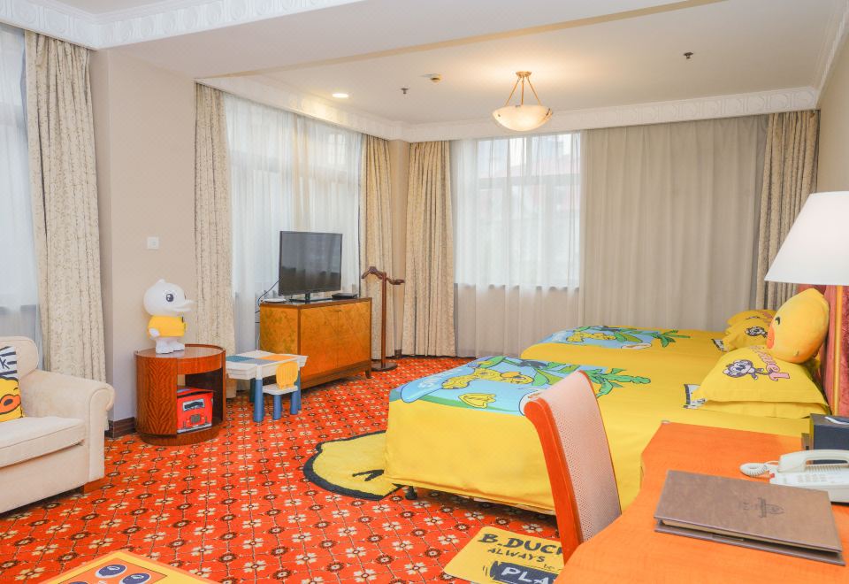 小黄鸭主题亲子房