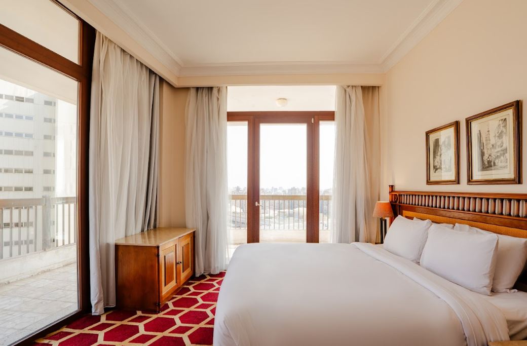 皇家特大床及双床套房