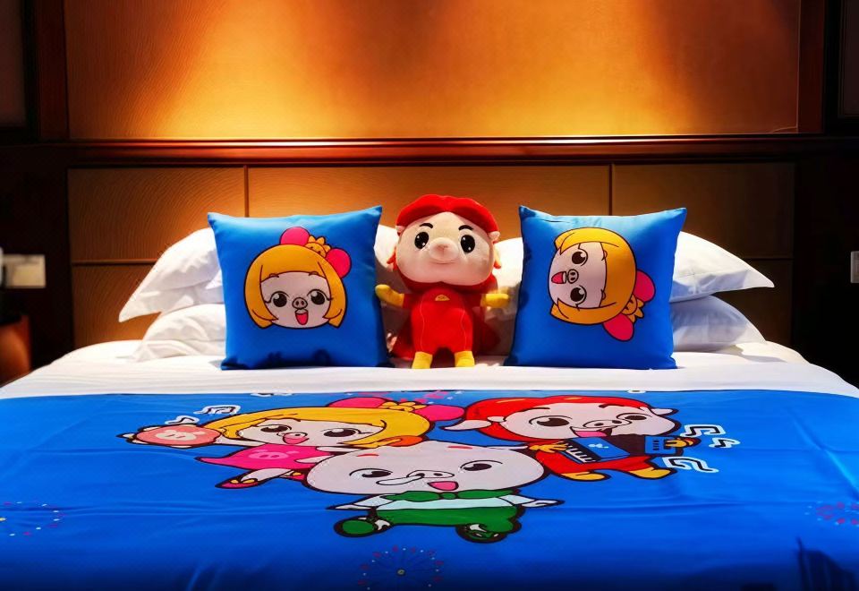 豬豬俠酷芽親子大床房