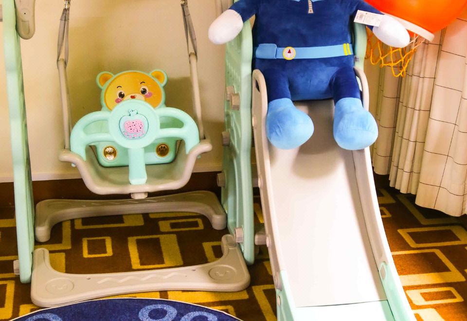 海底小縱隊親子主題房