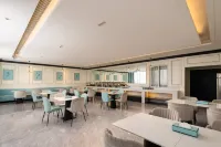 Xana Hotelle Hotel (Anyang Jiazhou Jinyue Wenhua Tiyuzhongxin)