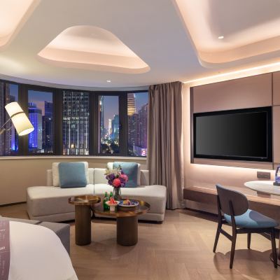 不凡尊尚大床房（泡泡浴缸+智能客控+無線充電） 廣州珠江新城琥珀東方酒店優惠