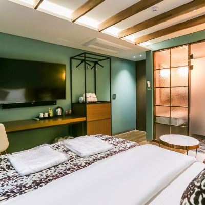 Standard Double Room The Post Hotel Promo Code