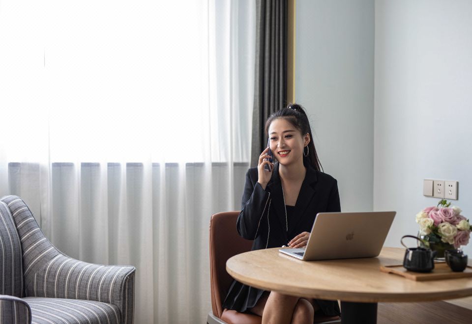 Business Room (2 beds)