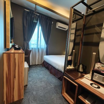 Superior Queen Room Kupon Asiatic Hotel