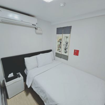 이코노미룸 (창문없음) 이코노미 호텔 명동 프리미어 쿠폰