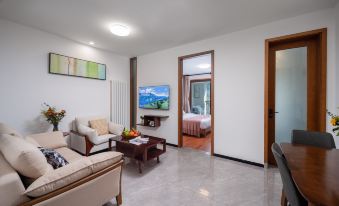 Yunhe Banshan Hot Spring Resort Hotel (Tengchong Mayugu Hot Spring Town) - Housity