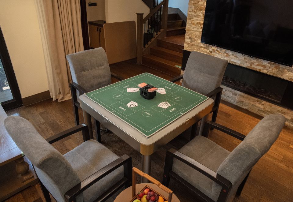 Hangzhou SENBO Nature Park and ResortDuplex Family Two-Bedroom Guandan Room