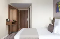 德雷斯頓阿爾特施塔特李奧納多酒店