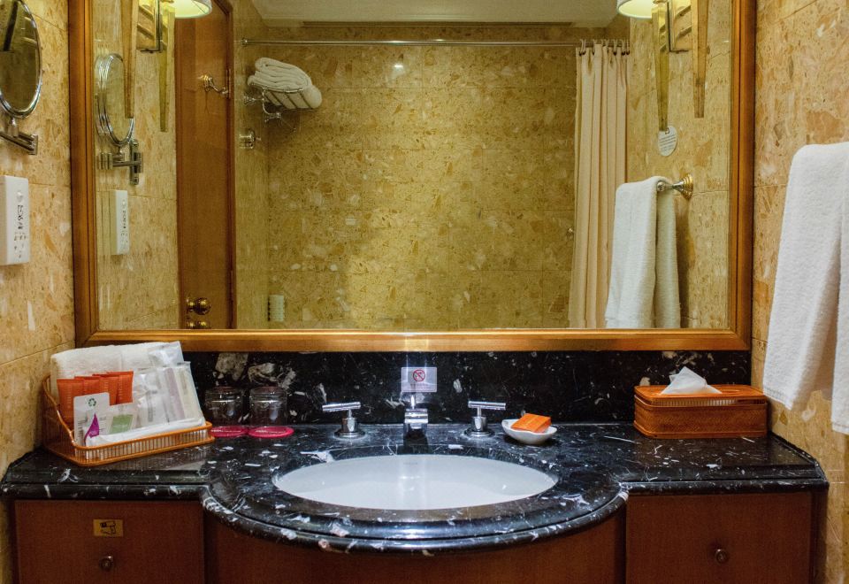 Crowne Plaza QingdaoApartment - 2-Bedroom