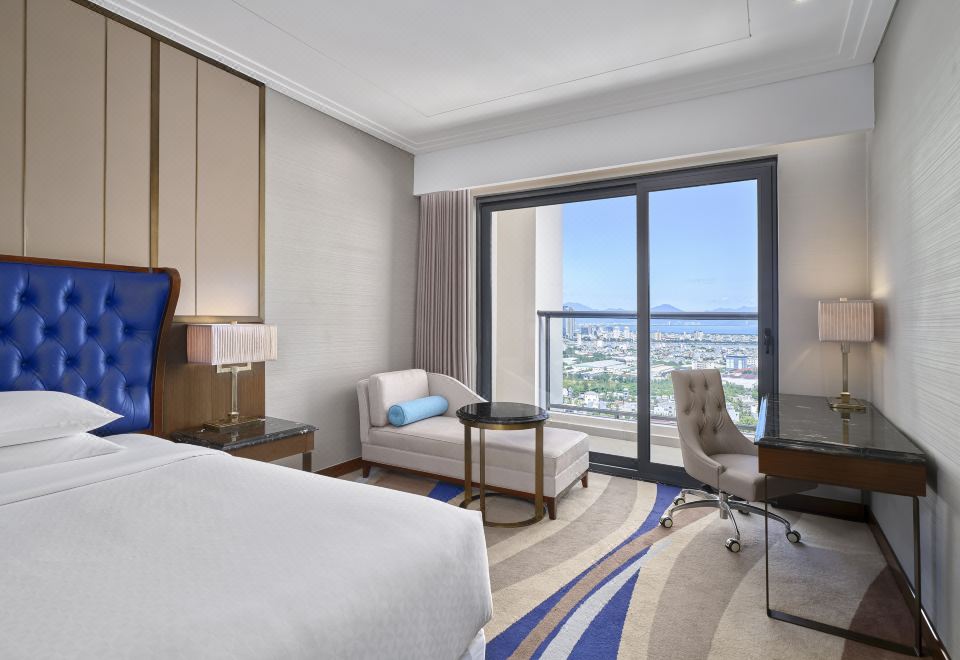 Four Points by Sheraton DanangPanoramic Twin, City View, High Floor, Balcony