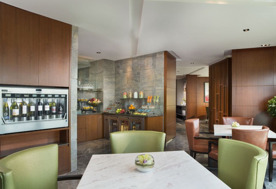 高級家庭套房（智能投屏）