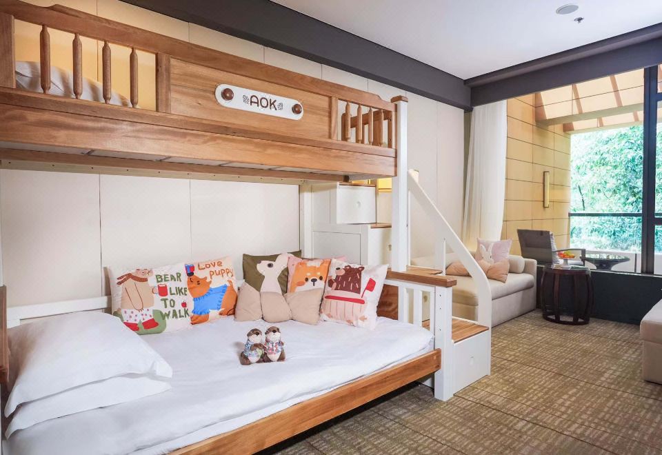 千禧家庭泡池房