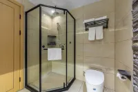 Huarui Lemon Hotel (Zhenjiang Railway Station Wanda Plaza)
