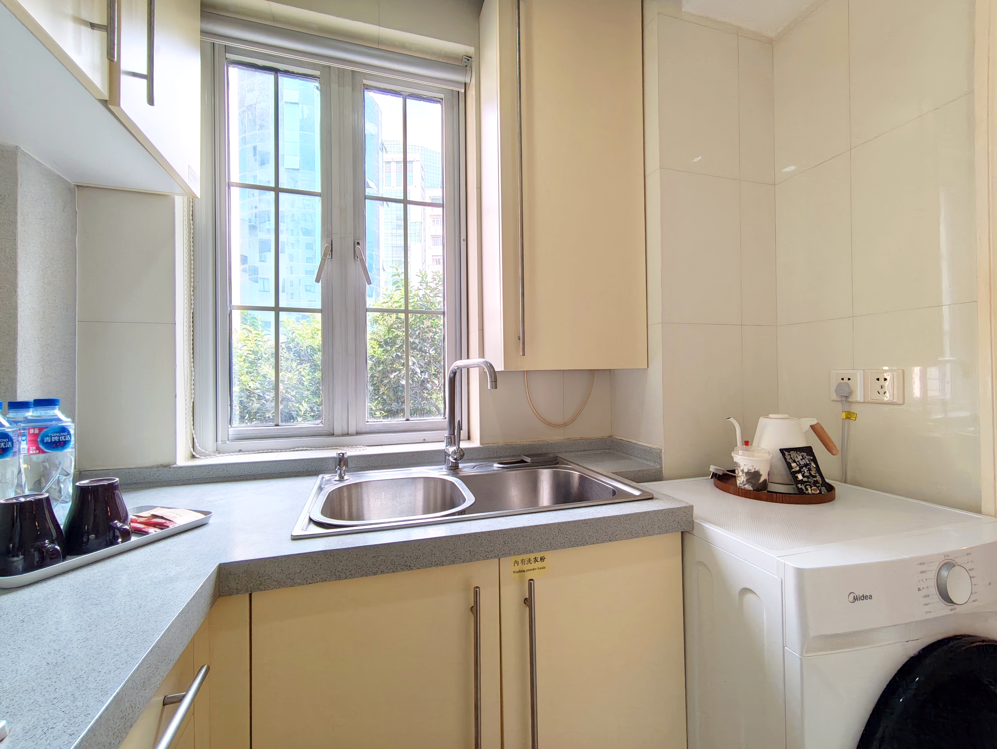 雅致大床間| 西門子洗衣機