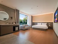 Mandy Hotel Hotele w: Powiat Fuyun