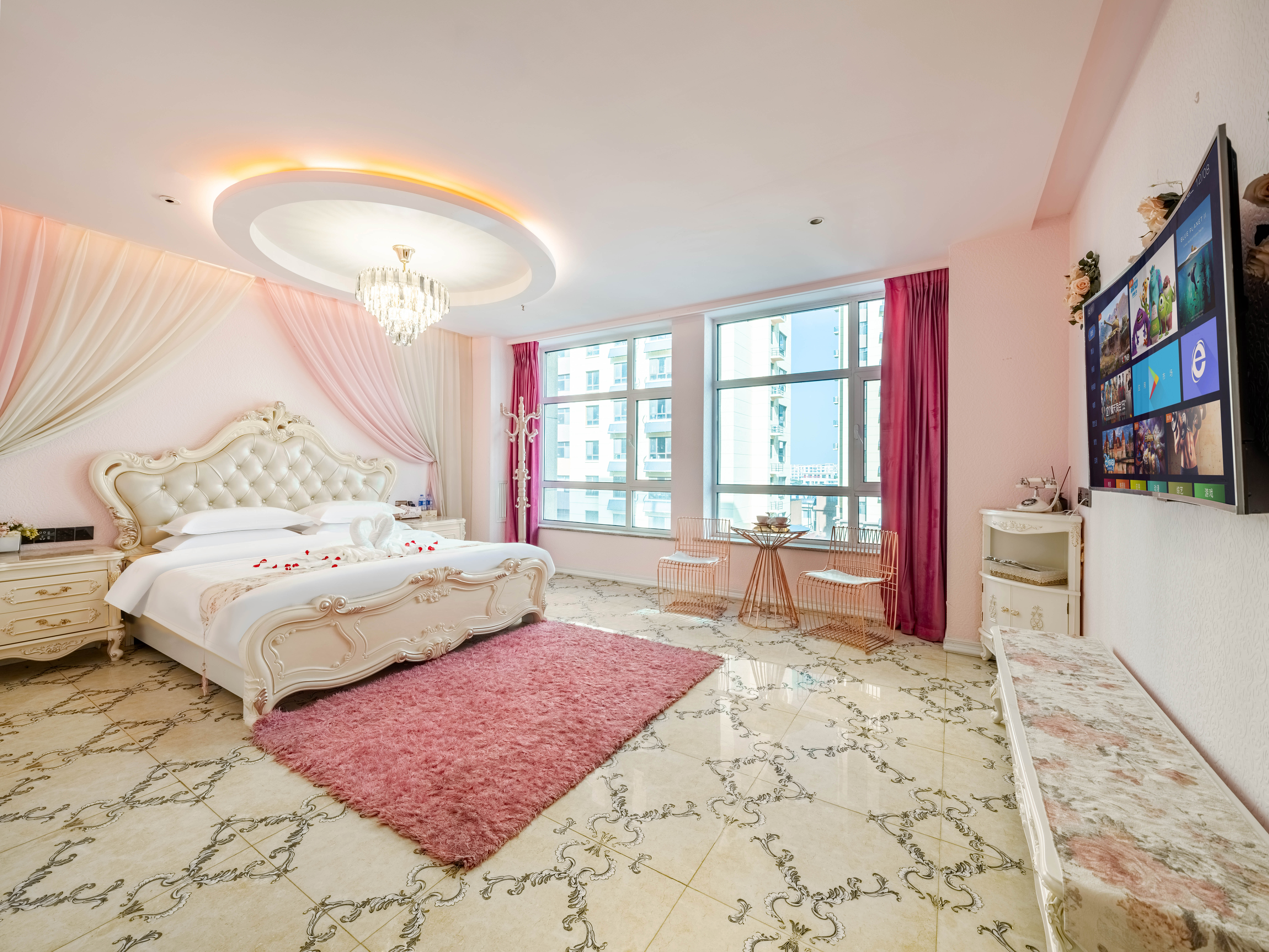 浪漫满屋【安静+私密+夜景+超大空间】