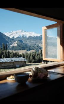 YUNZEE|Secret Mountain Retreat Holiday Homestay (Kanas Tourist Service Center Branch)
