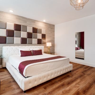 Junior Suite King Juliette Balcony The Catalina Hotel & Beach Club Promo Code