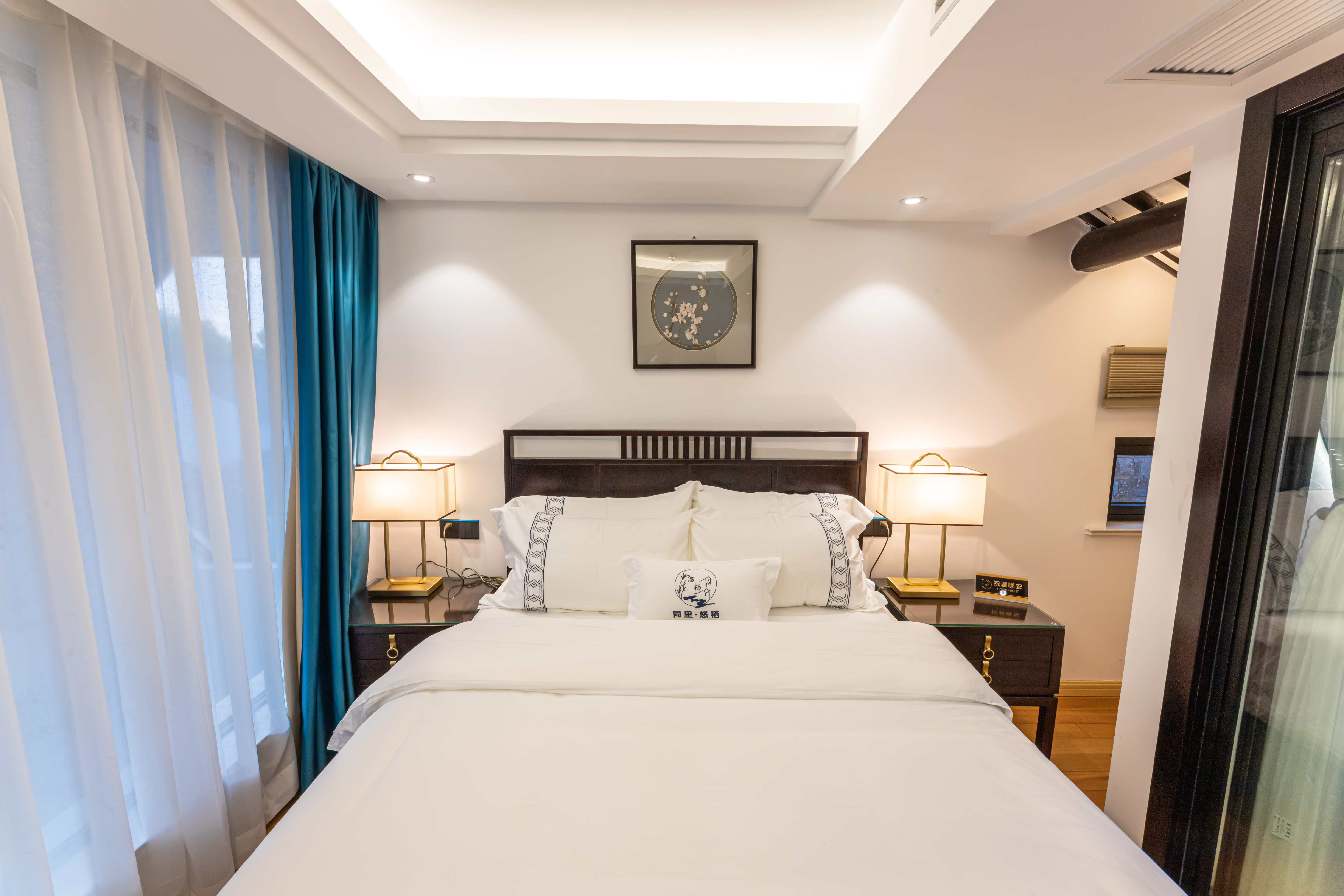 精品六室一厅套房（内设麻将机）