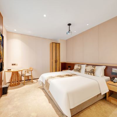 卿玥影院大床房 皇朝商務飯店（深圳福田口岸店）優惠