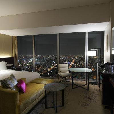 普通樓層豪華特大床房-禁菸 大阪萬豪飯店優惠