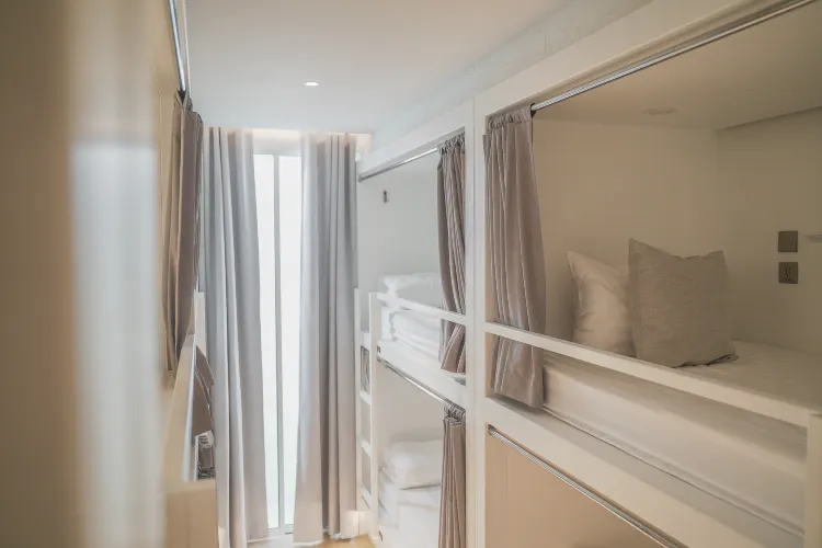 ห้องรวมเบสิก 12 เตียง